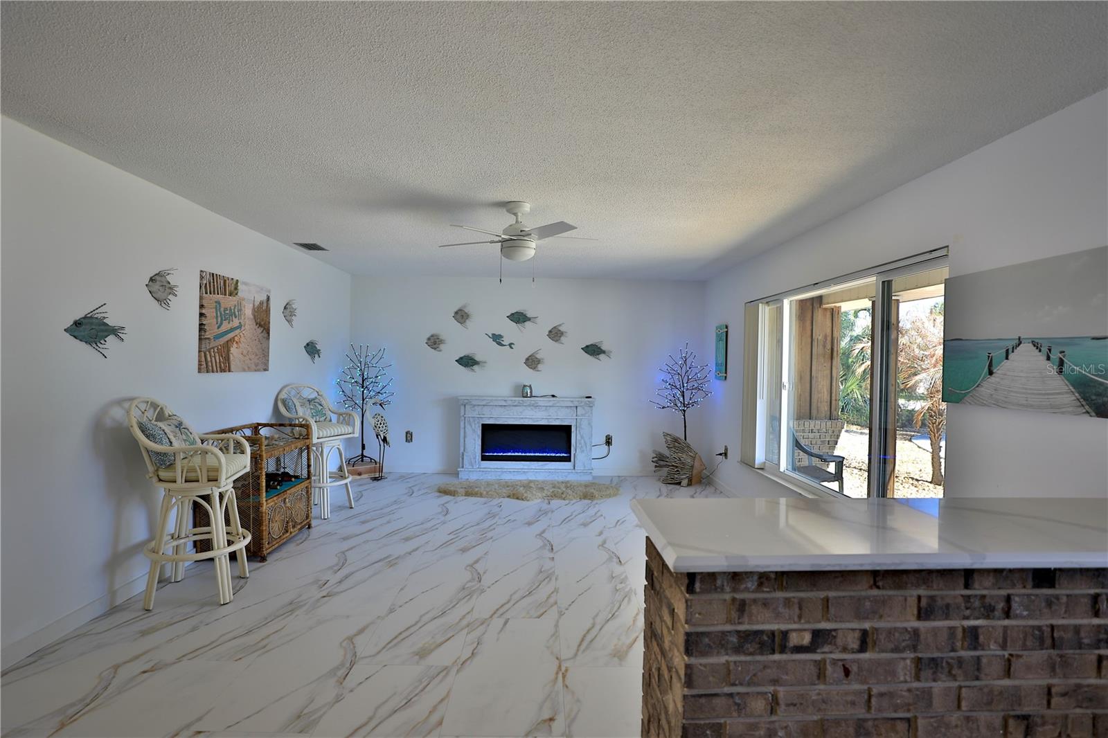 Image 12 of 67 For 11230 Timucuan Road