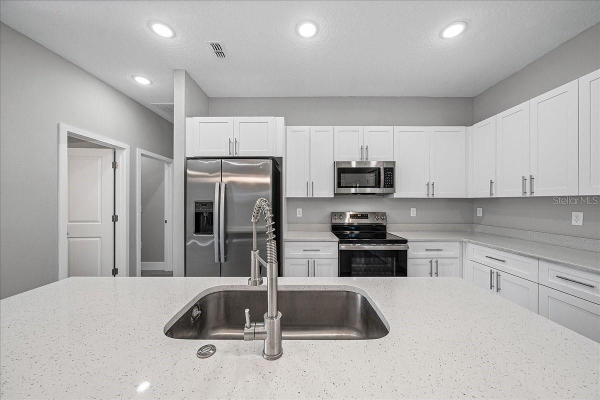 Image 11 of 52 For 2761 173rd Street Road