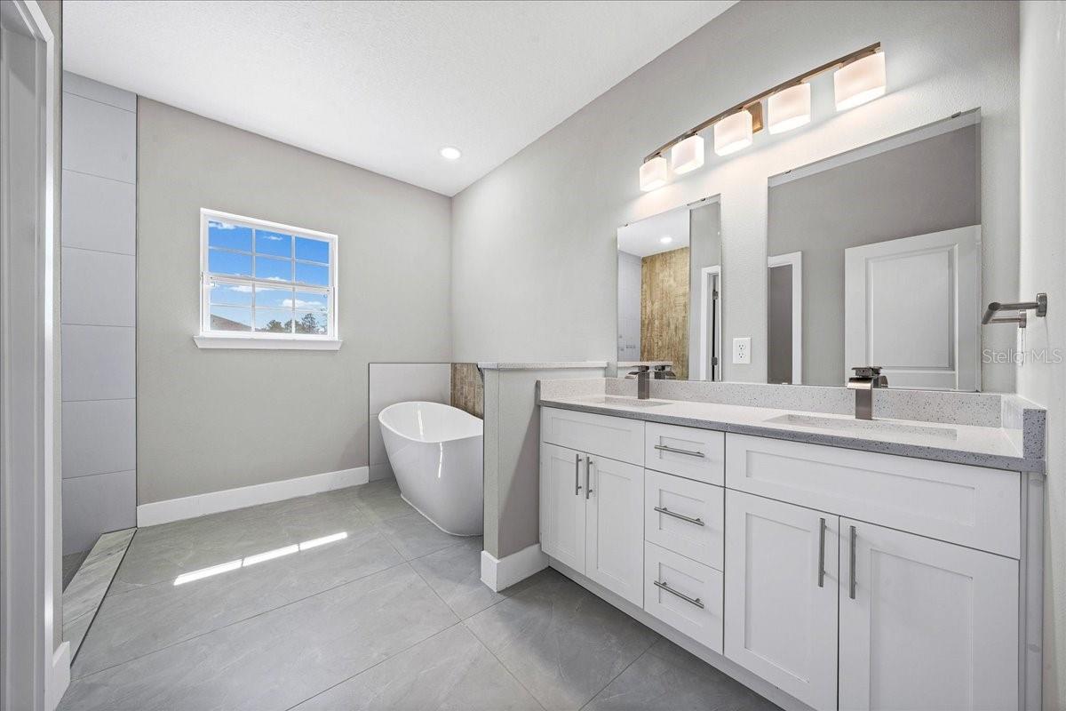 Image 20 of 52 For 2761 173rd Street Road