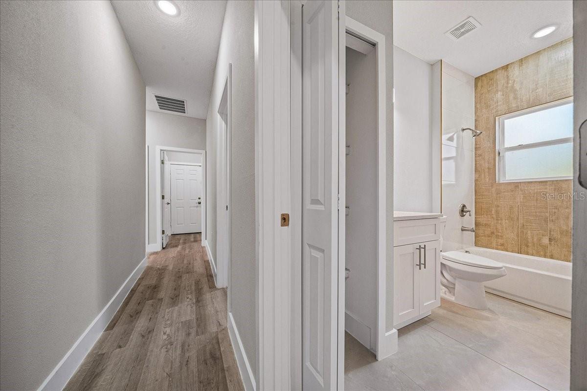 Image 35 of 52 For 2761 173rd Street Road