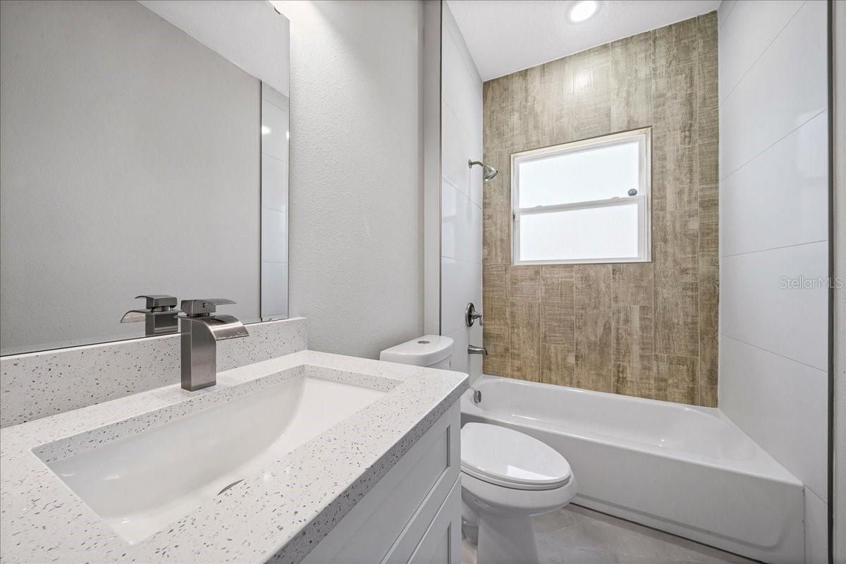 Image 37 of 52 For 2761 173rd Street Road