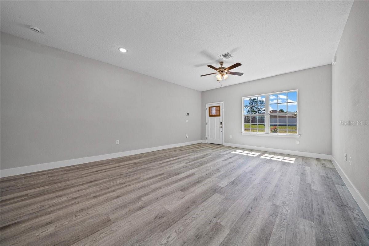 Image 6 of 52 For 2761 173rd Street Road