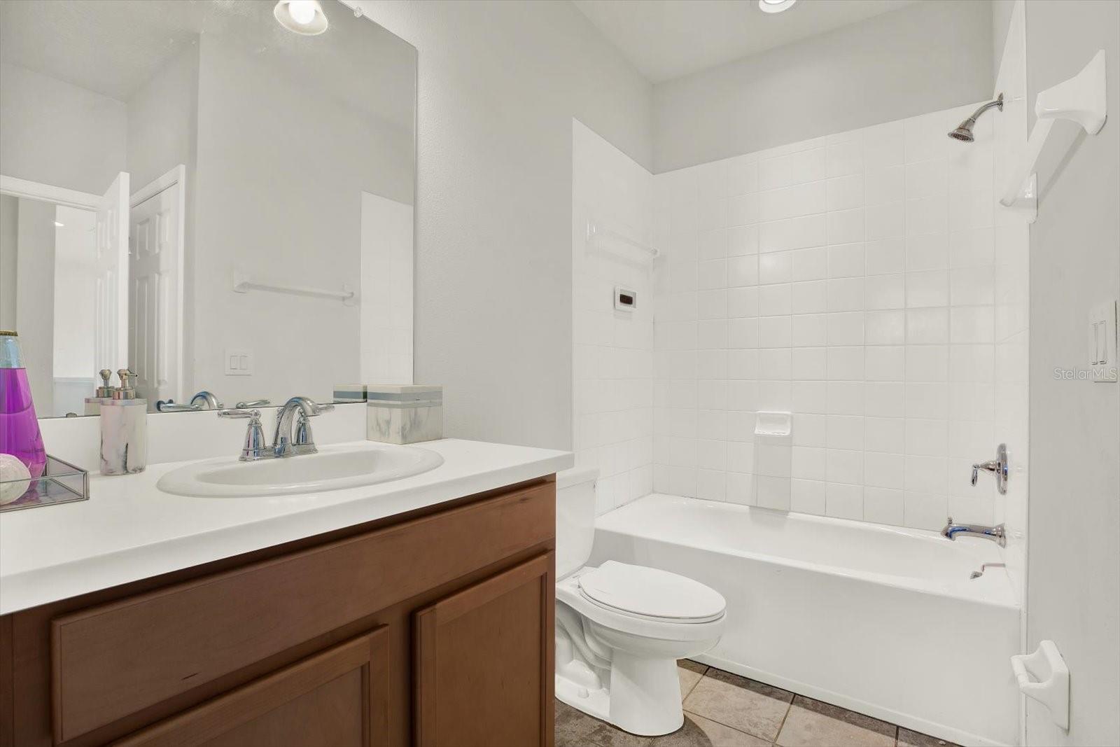 Image 27 of 34 For 9058 Spruce Creek Circle