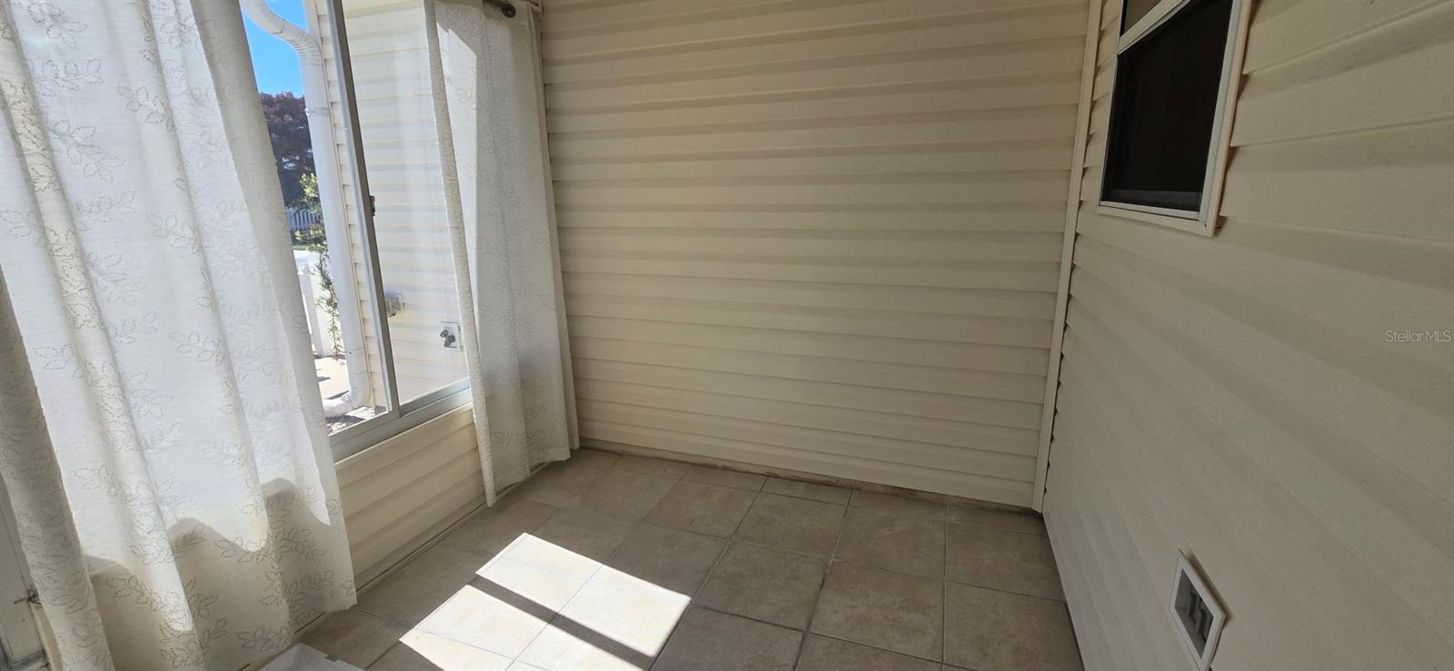 Image 12 of 13 For 2419 Southern Oak Street