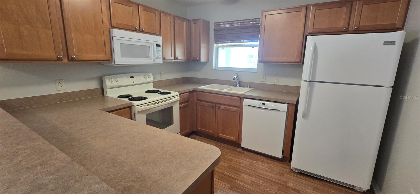 Image 4 of 13 For 2419 Southern Oak Street