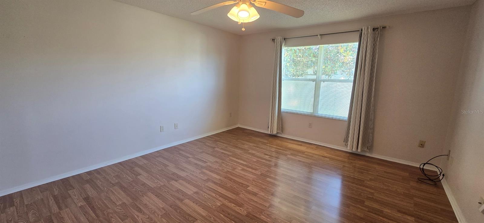 Image 9 of 13 For 2419 Southern Oak Street