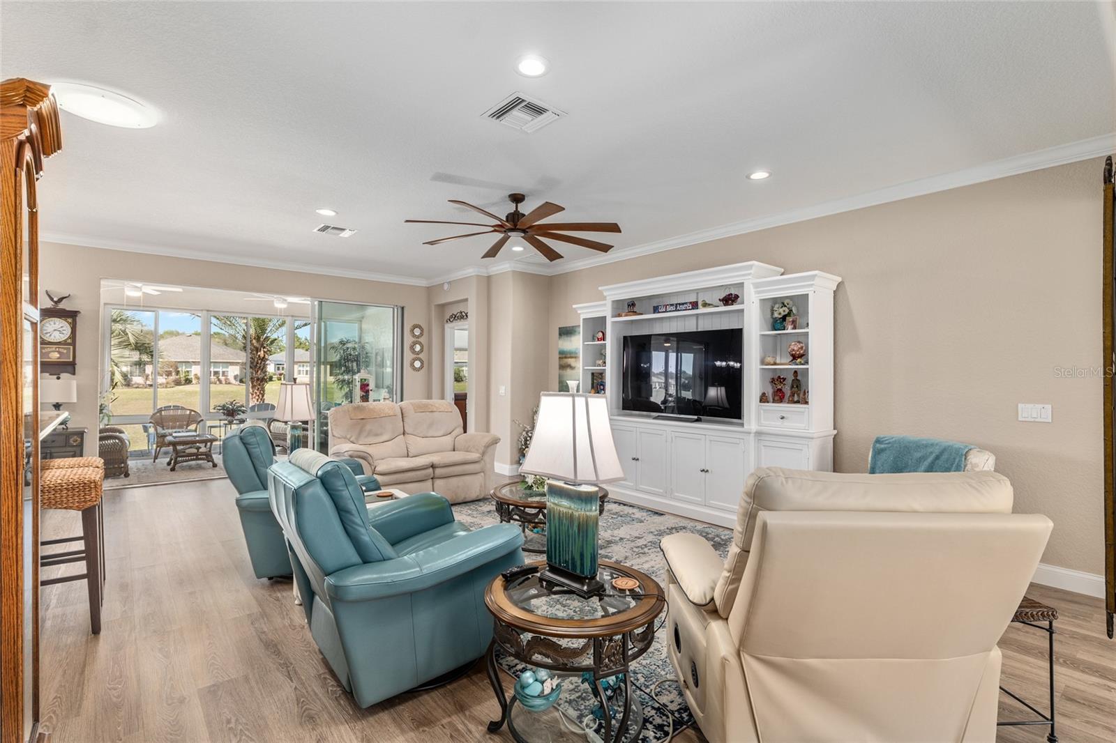 Image 16 of 84 For 9049 119th Street