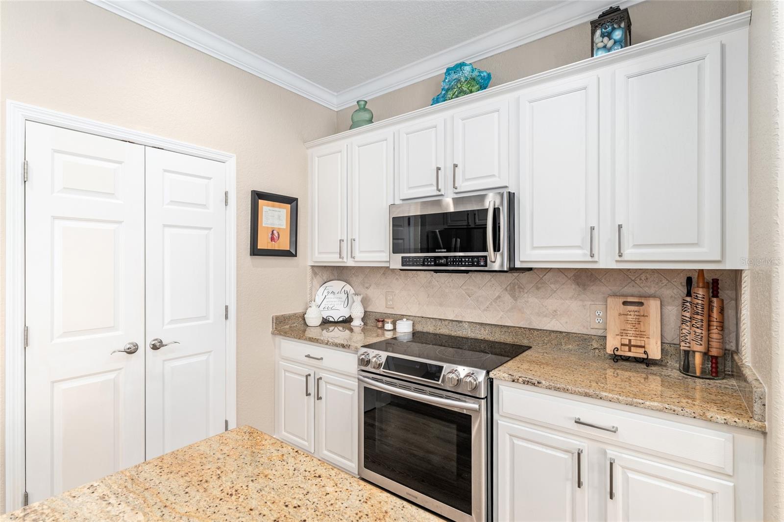 Image 26 of 84 For 9049 119th Street