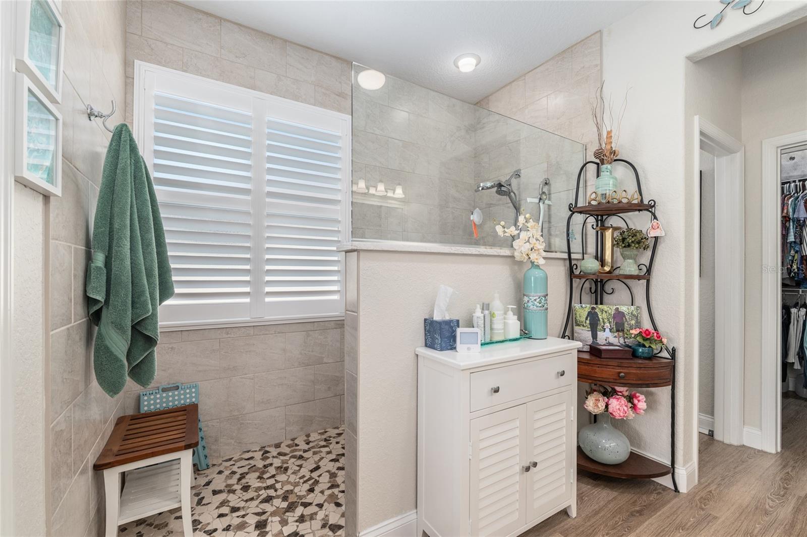 Image 39 of 84 For 9049 119th Street