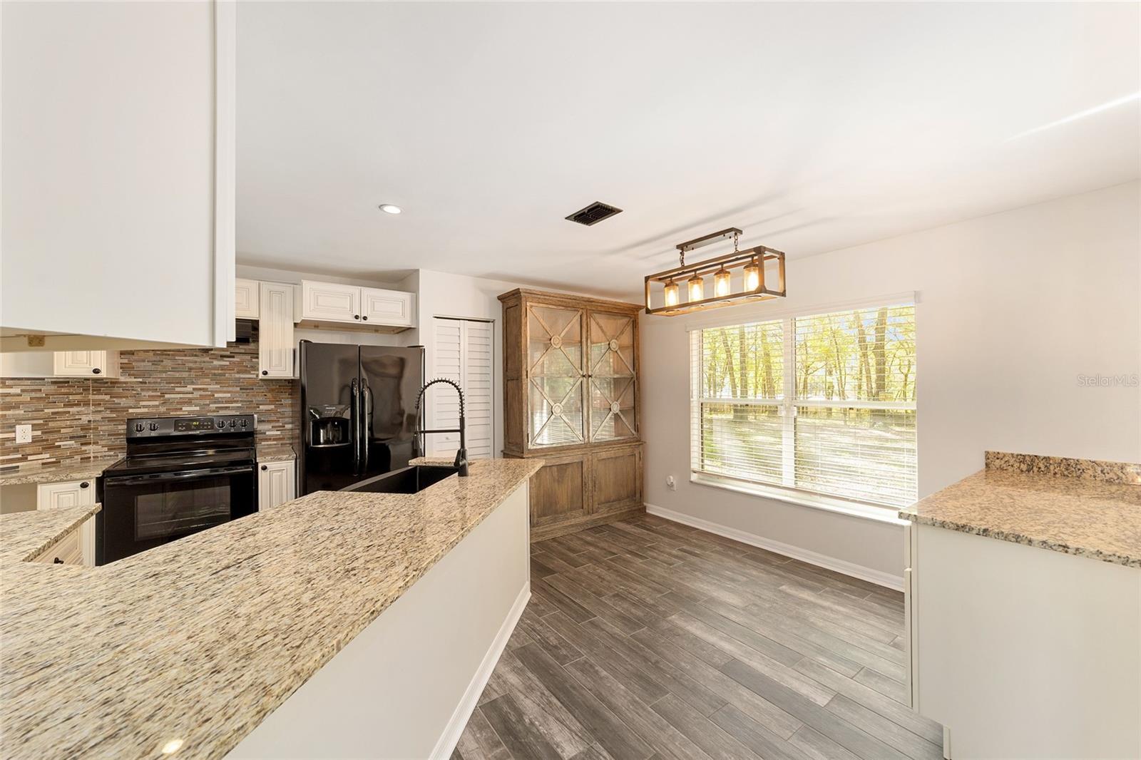 Image 18 of 37 For 13740 49th Place