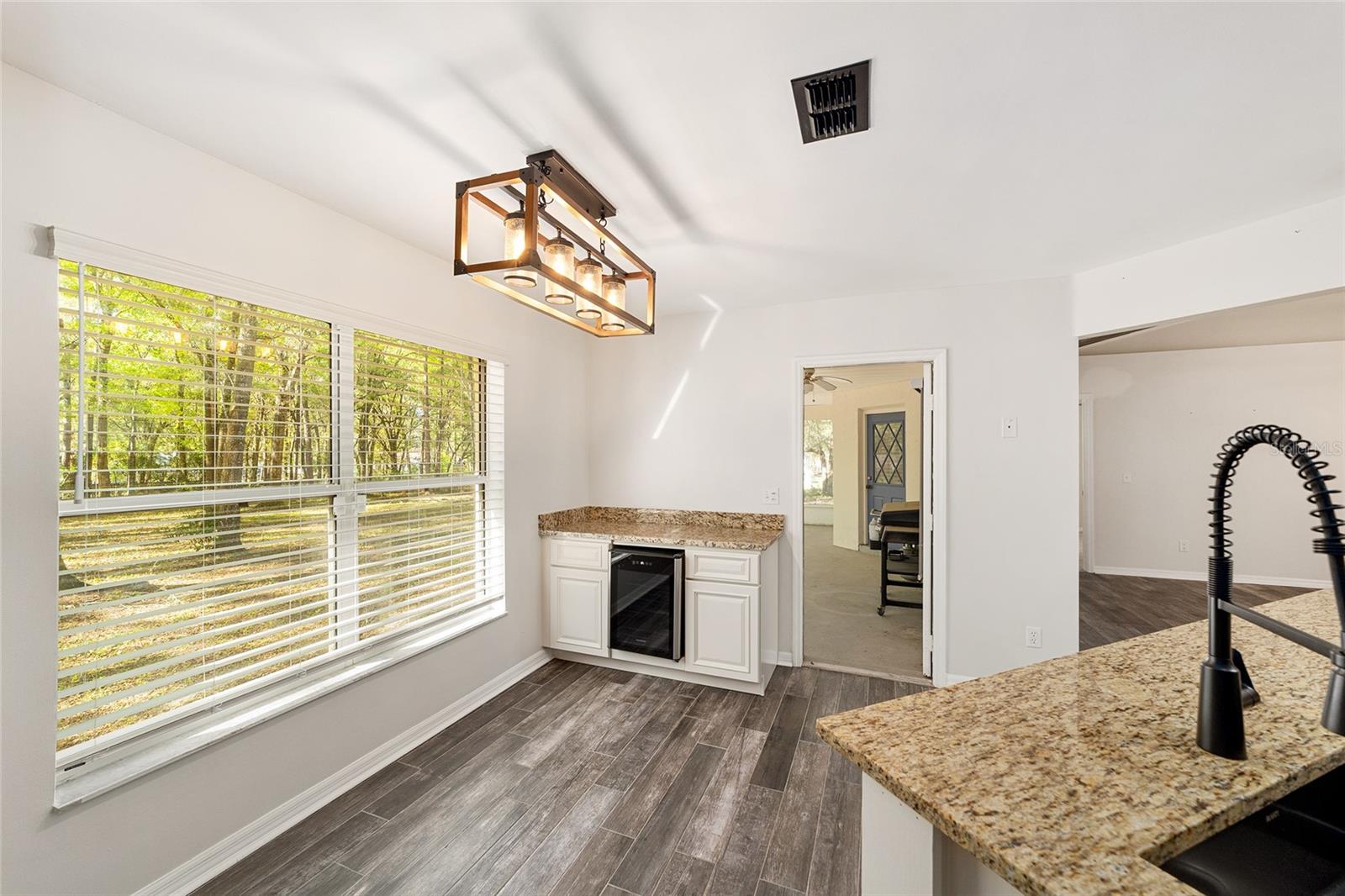 Image 20 of 37 For 13740 49th Place