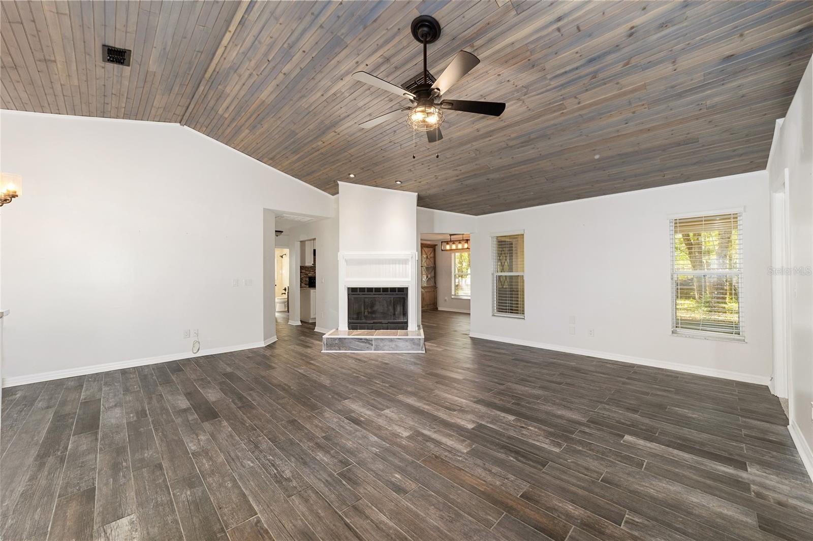 Image 3 of 37 For 13740 49th Place