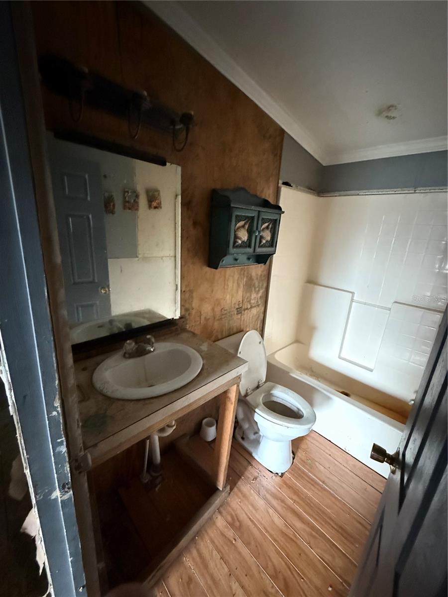 Image 5 of 7 For 5756 165th Terrace Road