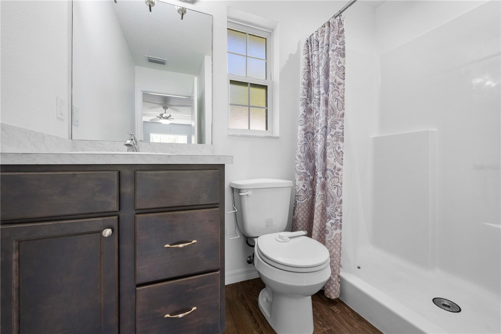 Image 22 of 44 For 8456 Ibsen Drive