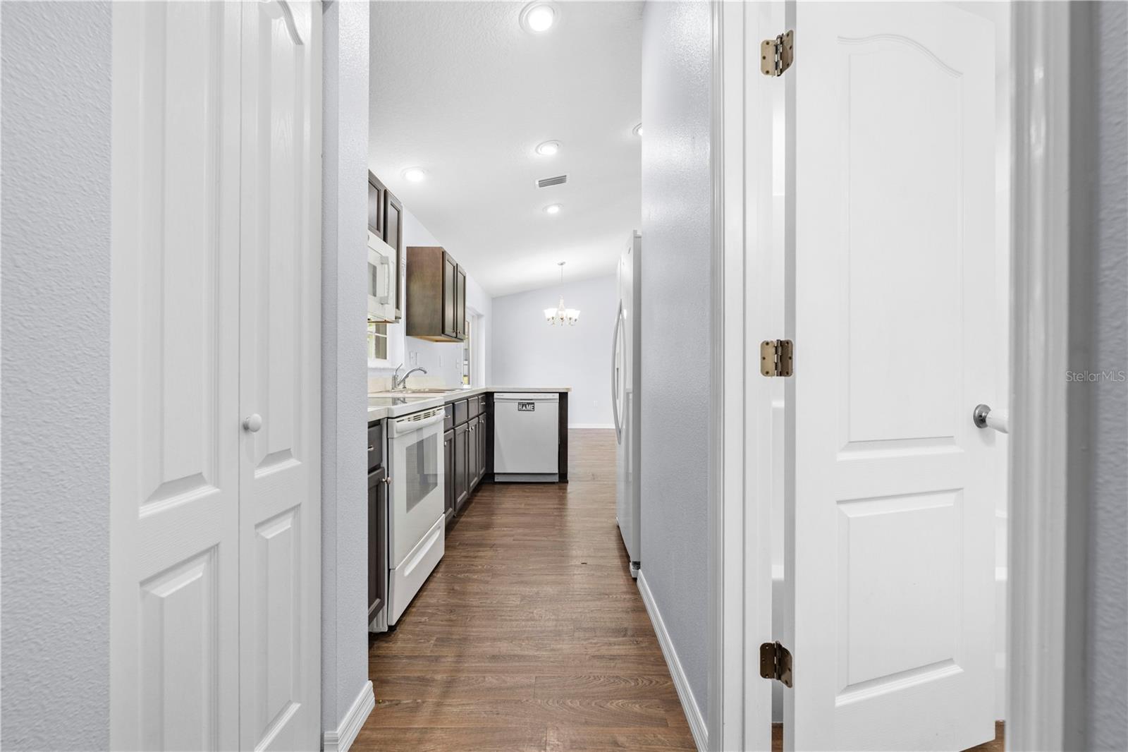 Image 32 of 44 For 8456 Ibsen Drive