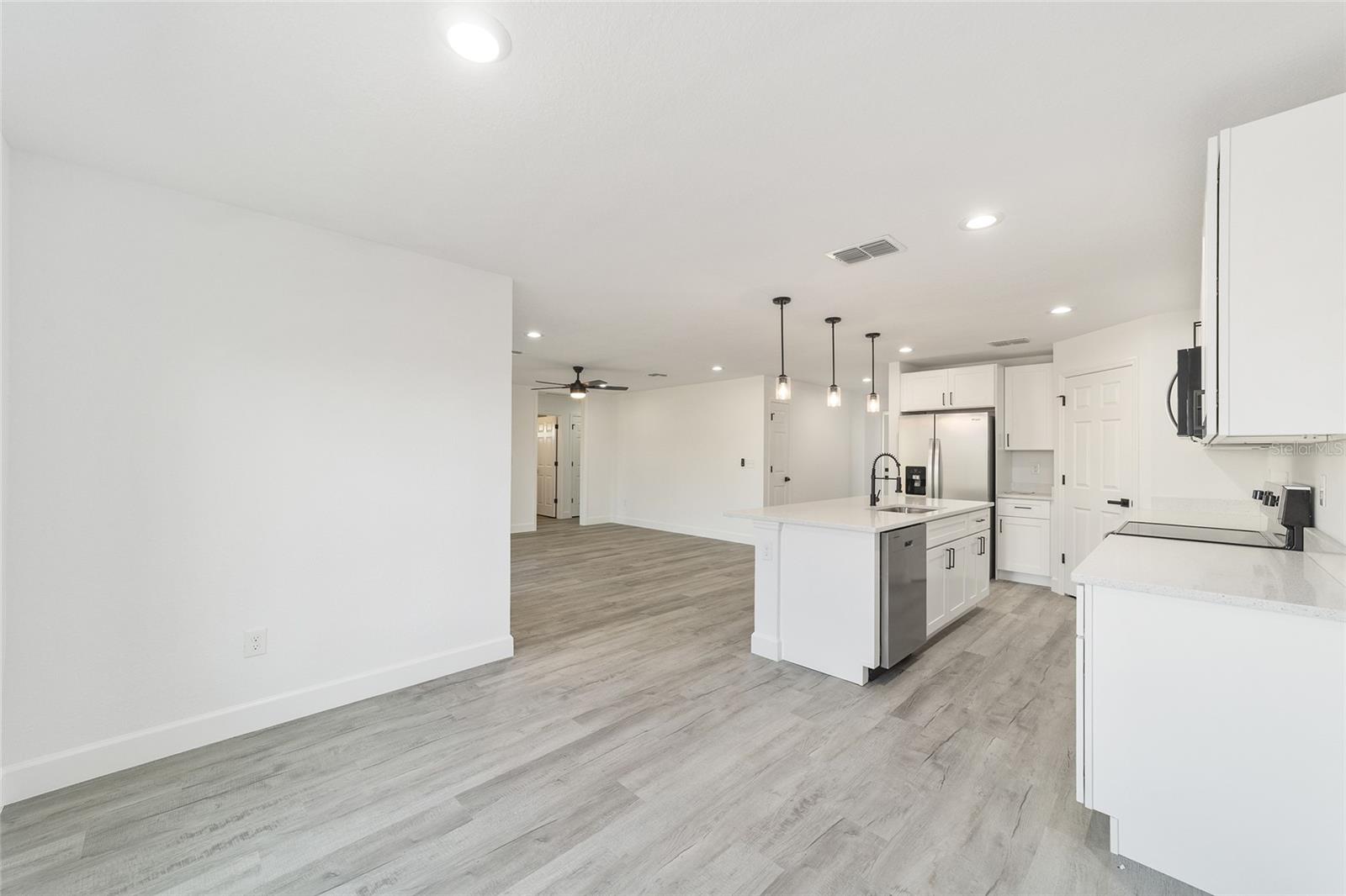 Image 17 of 38 For 154 Juniper Run