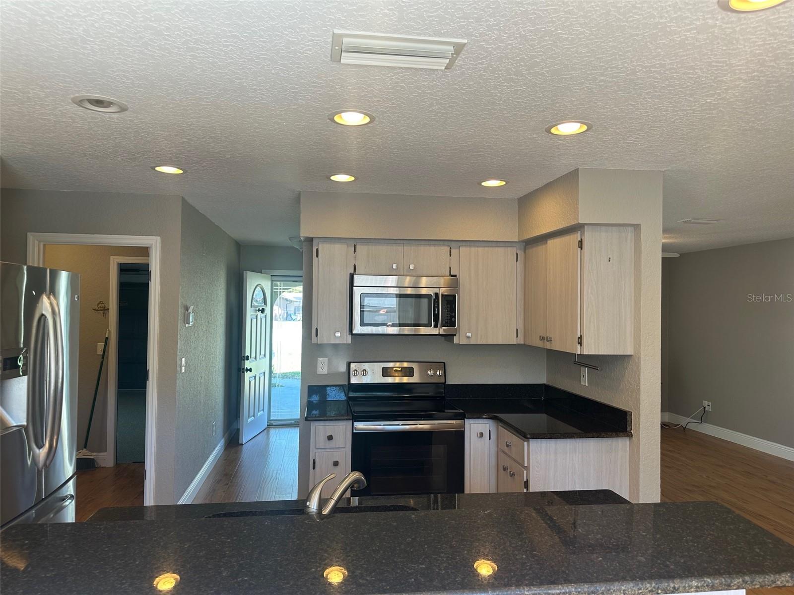 Image 12 of 51 For 1774 Water Lily Drive