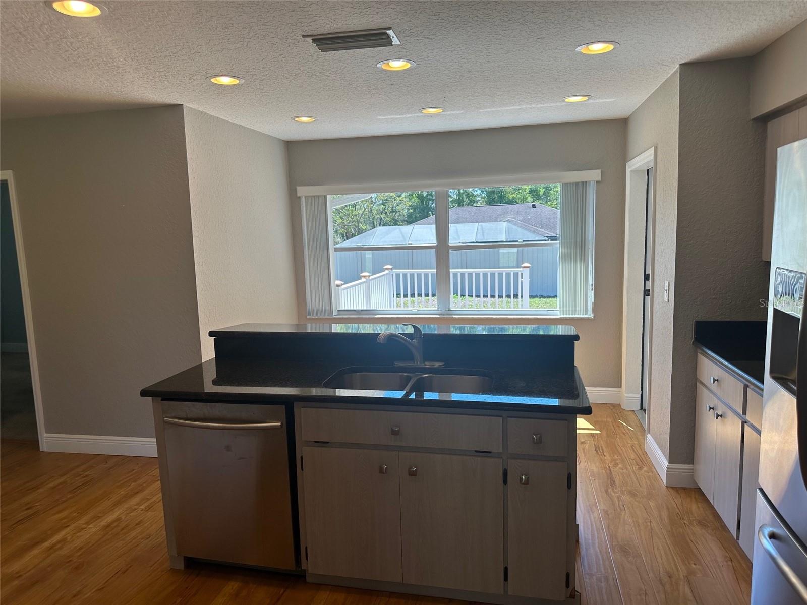 Image 23 of 51 For 1774 Water Lily Drive