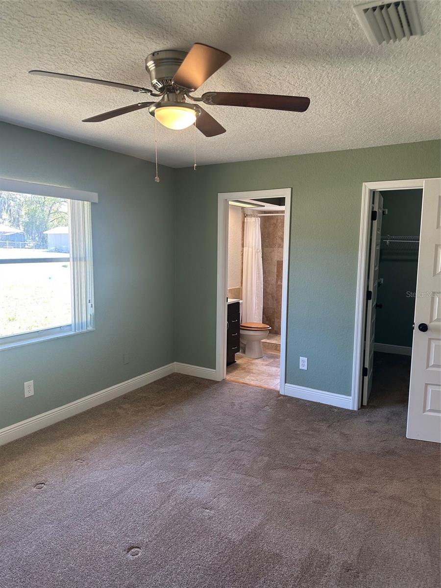 Image 29 of 51 For 1774 Water Lily Drive