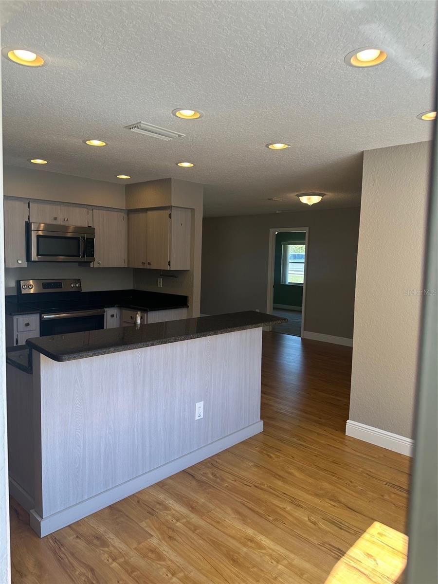 Image 9 of 51 For 1774 Water Lily Drive