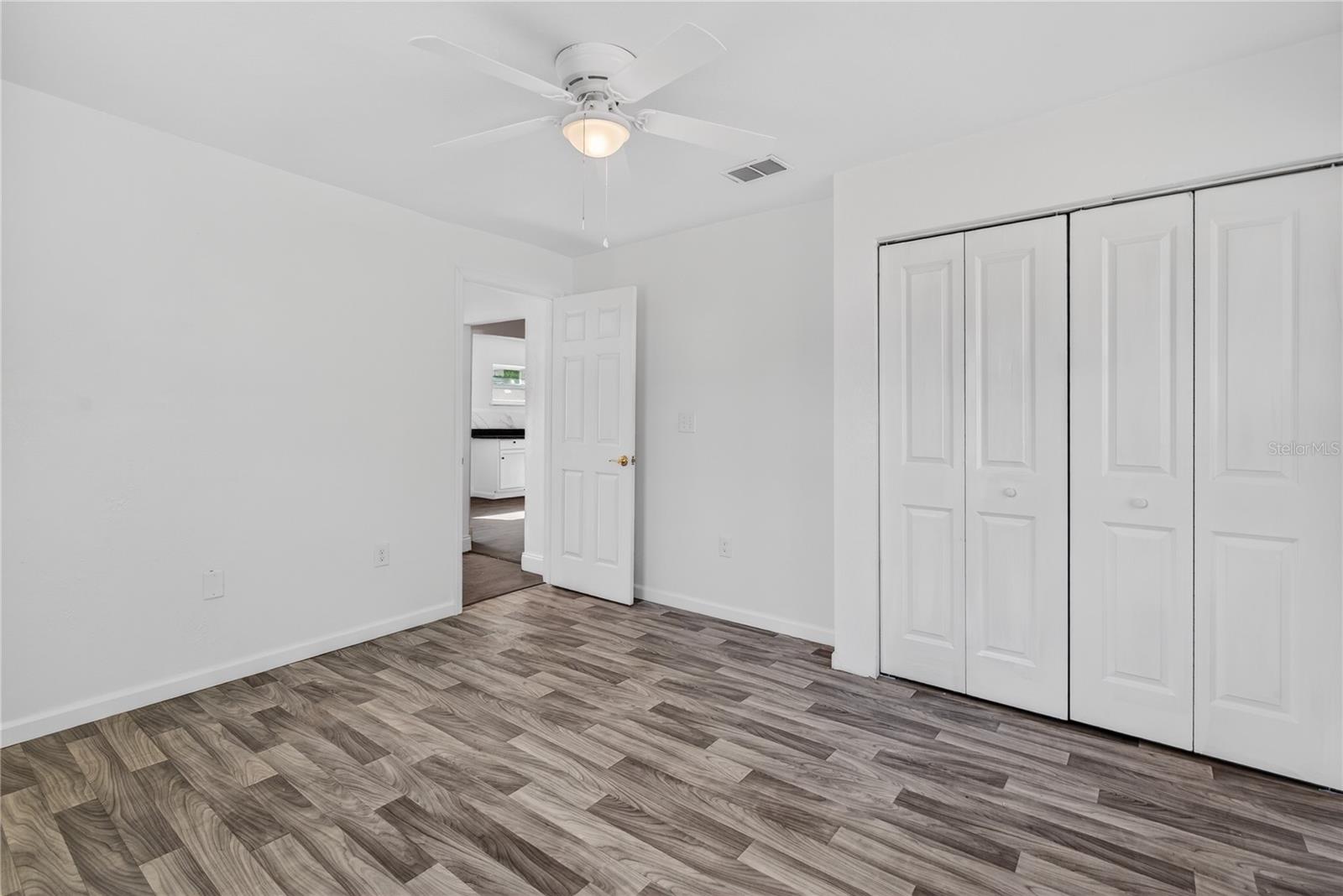 Image 25 of 26 For 2220 1st Avenue