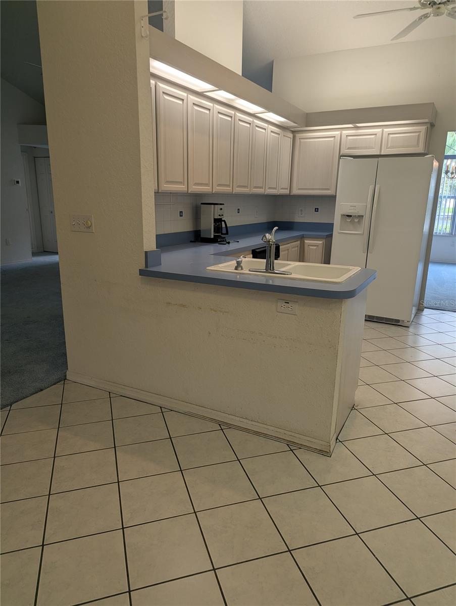 Image 21 of 67 For 10816 83rd Avenue