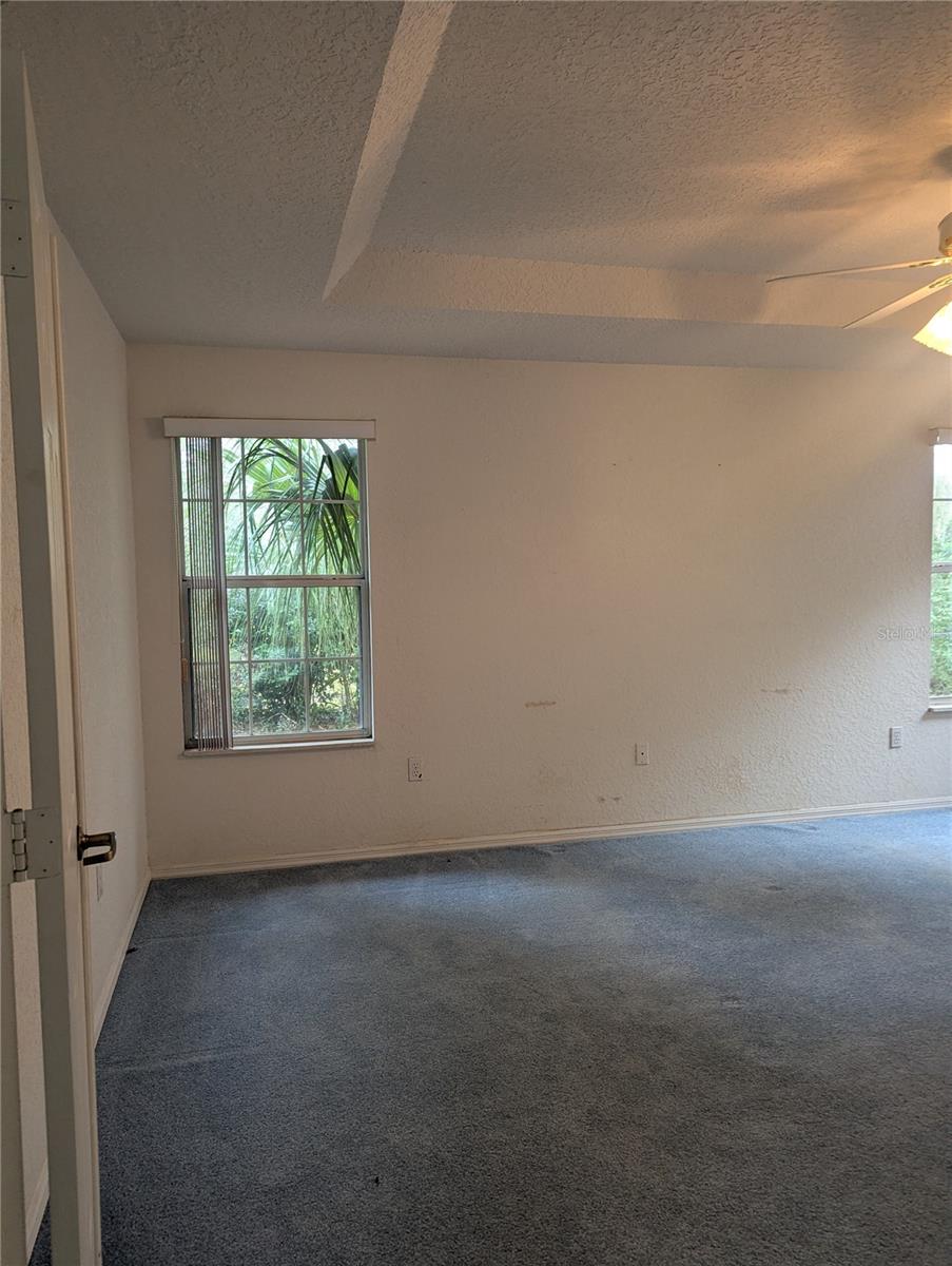 Image 24 of 67 For 10816 83rd Avenue