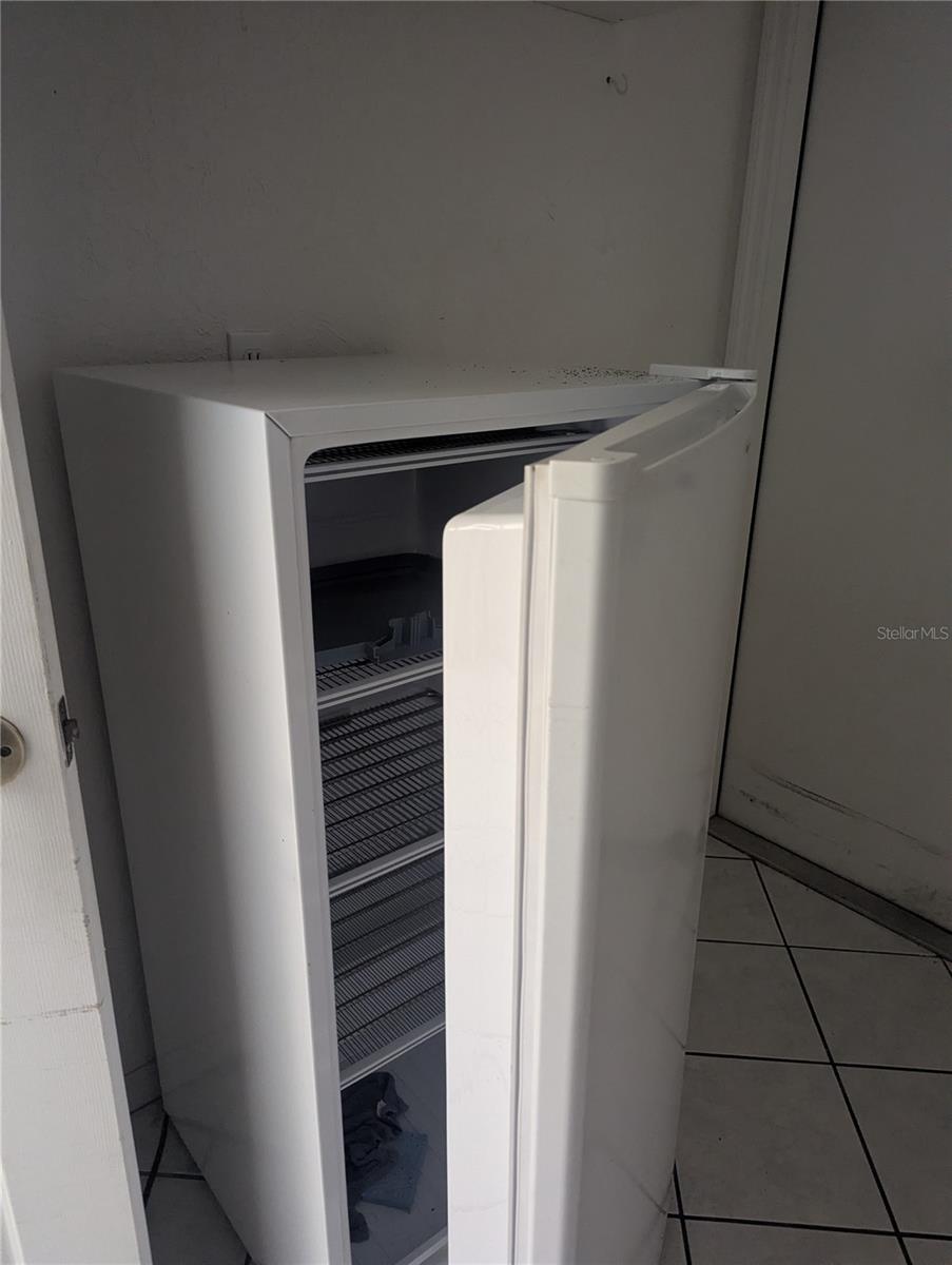 Image 35 of 67 For 10816 83rd Avenue