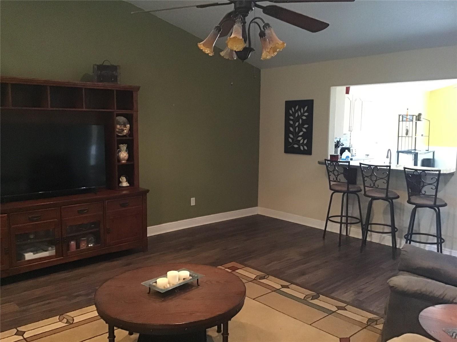 Image 33 of 48 For 12451 115th Avenue