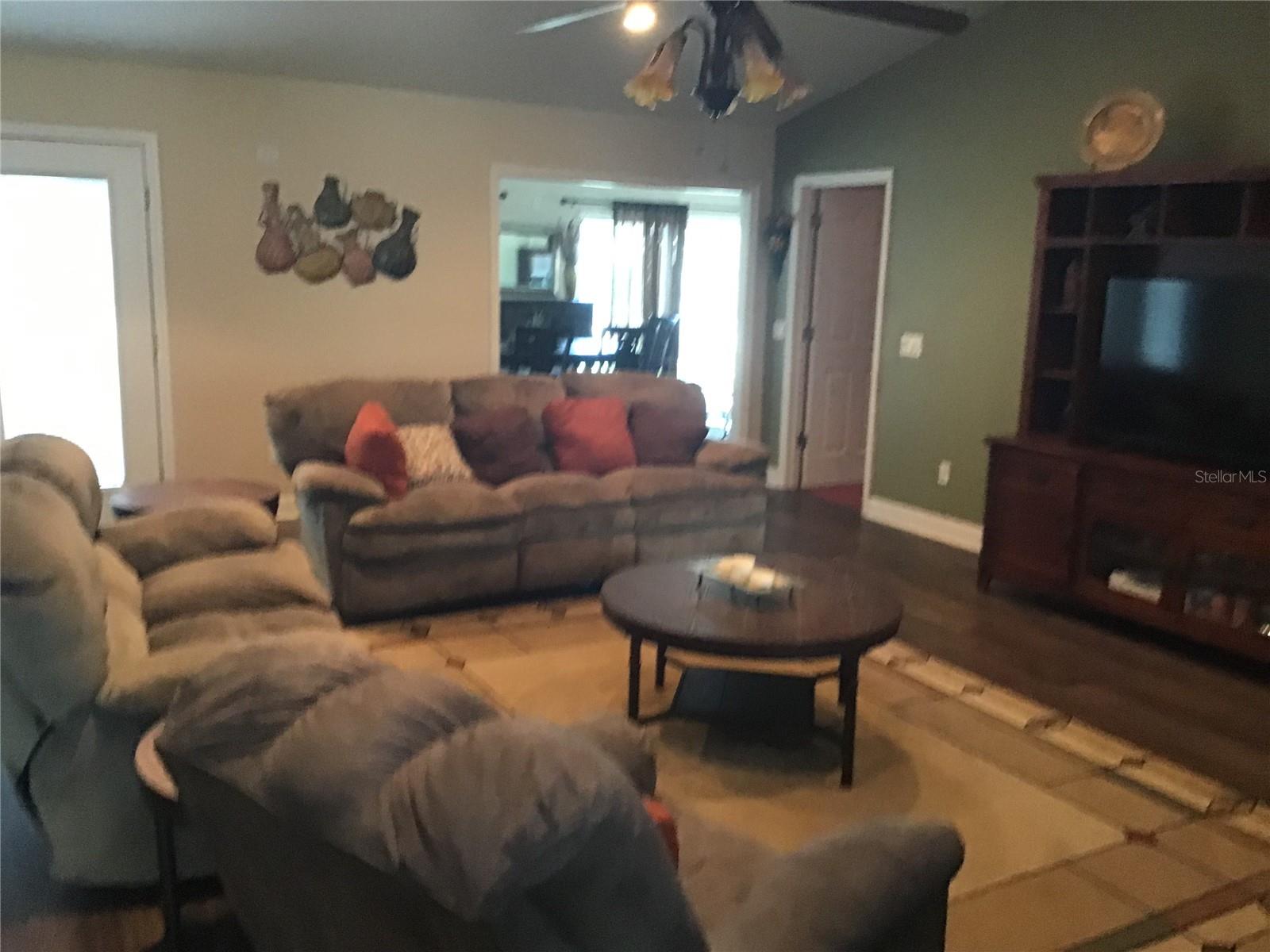 Image 34 of 48 For 12451 115th Avenue