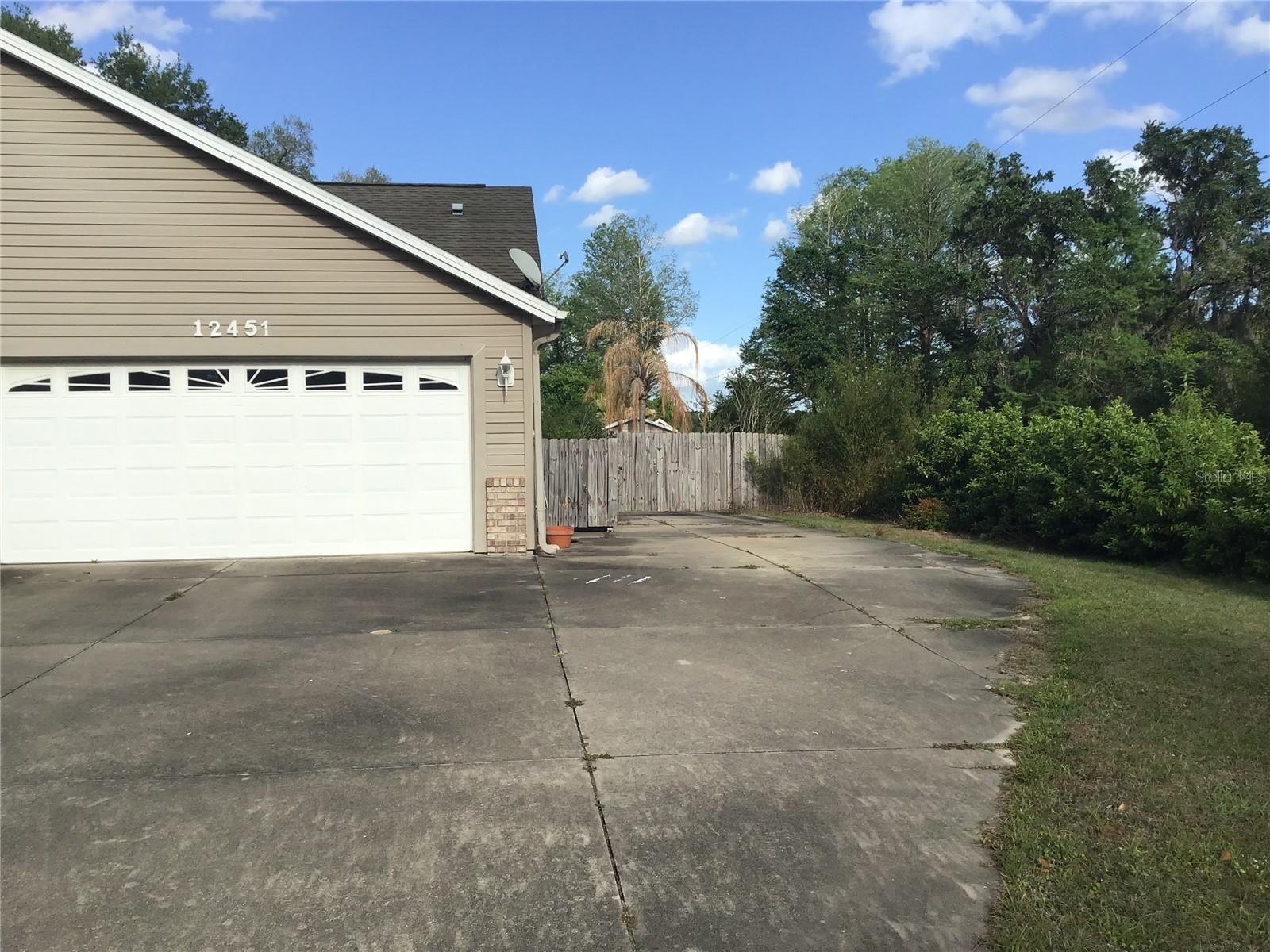 Image 6 of 48 For 12451 115th Avenue