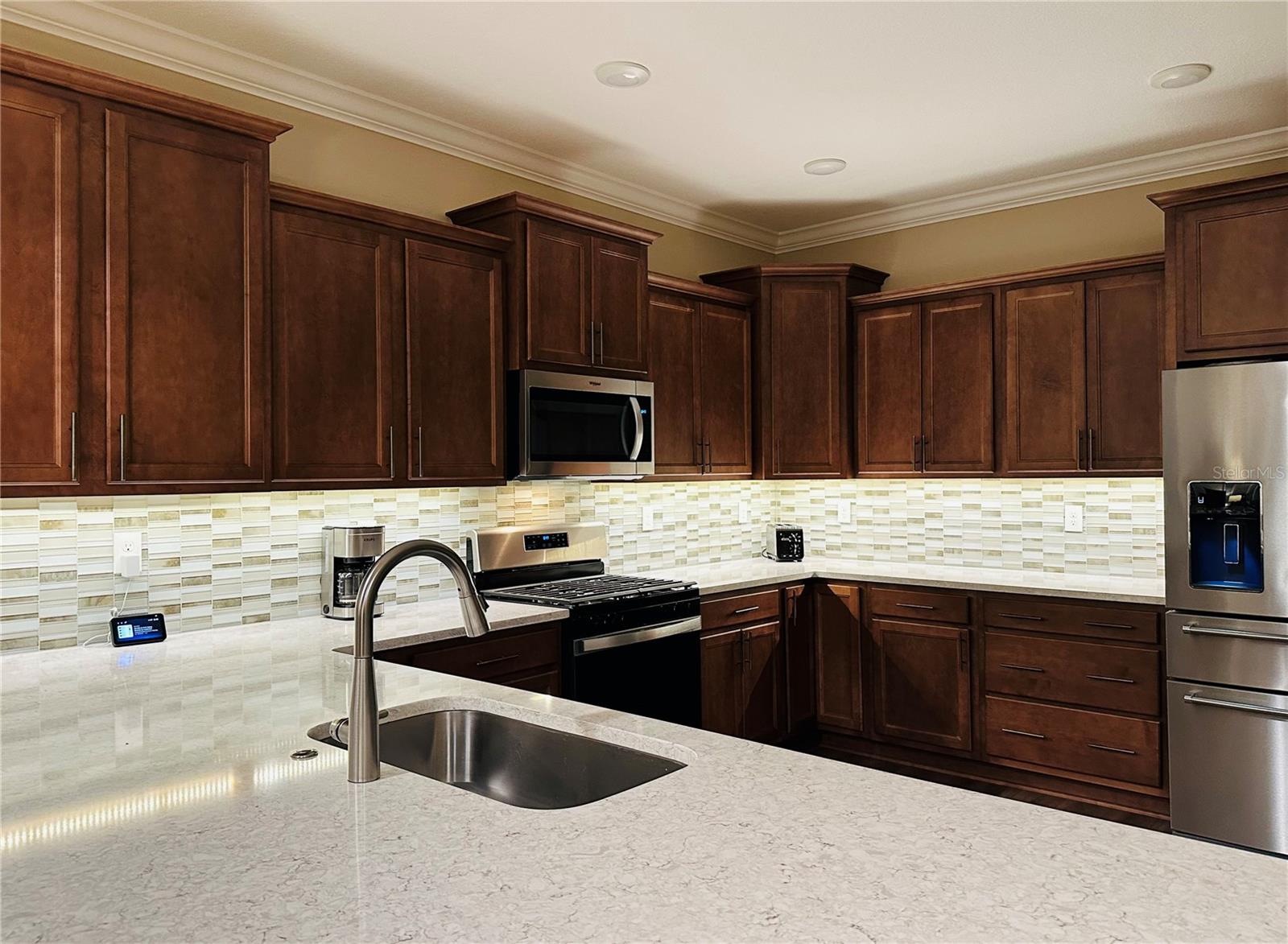 Image 5 of 96 For 8954 75th Loop