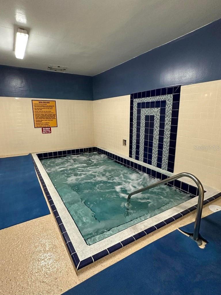 Image 68 of 96 For 8954 75th Loop