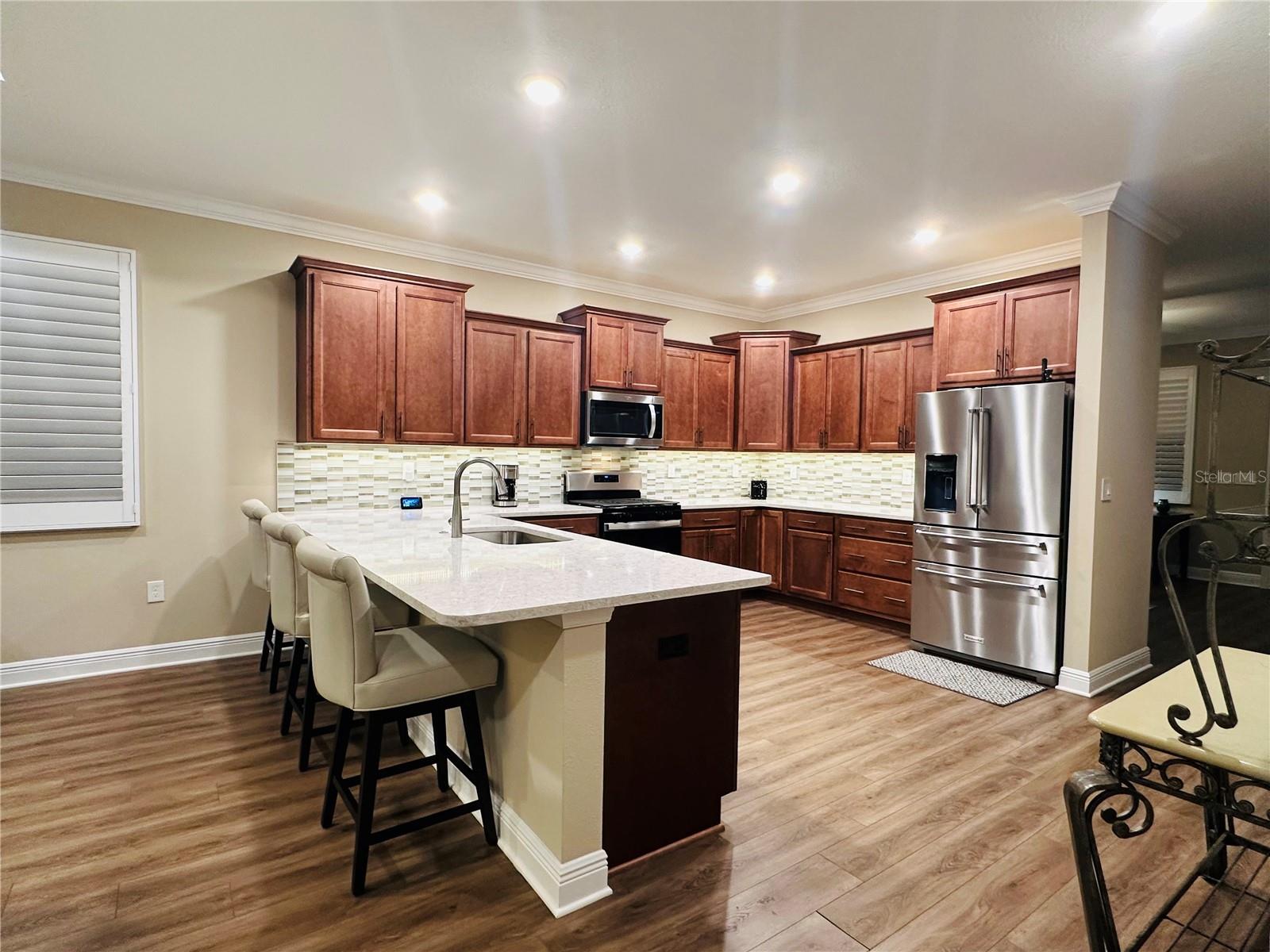 Image 8 of 96 For 8954 75th Loop