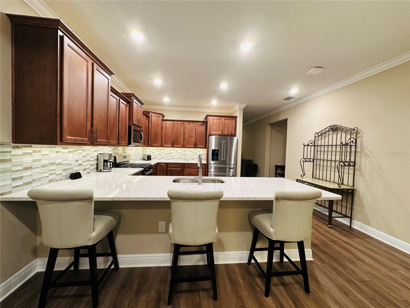 Image 9 of 96 For 8954 75th Loop