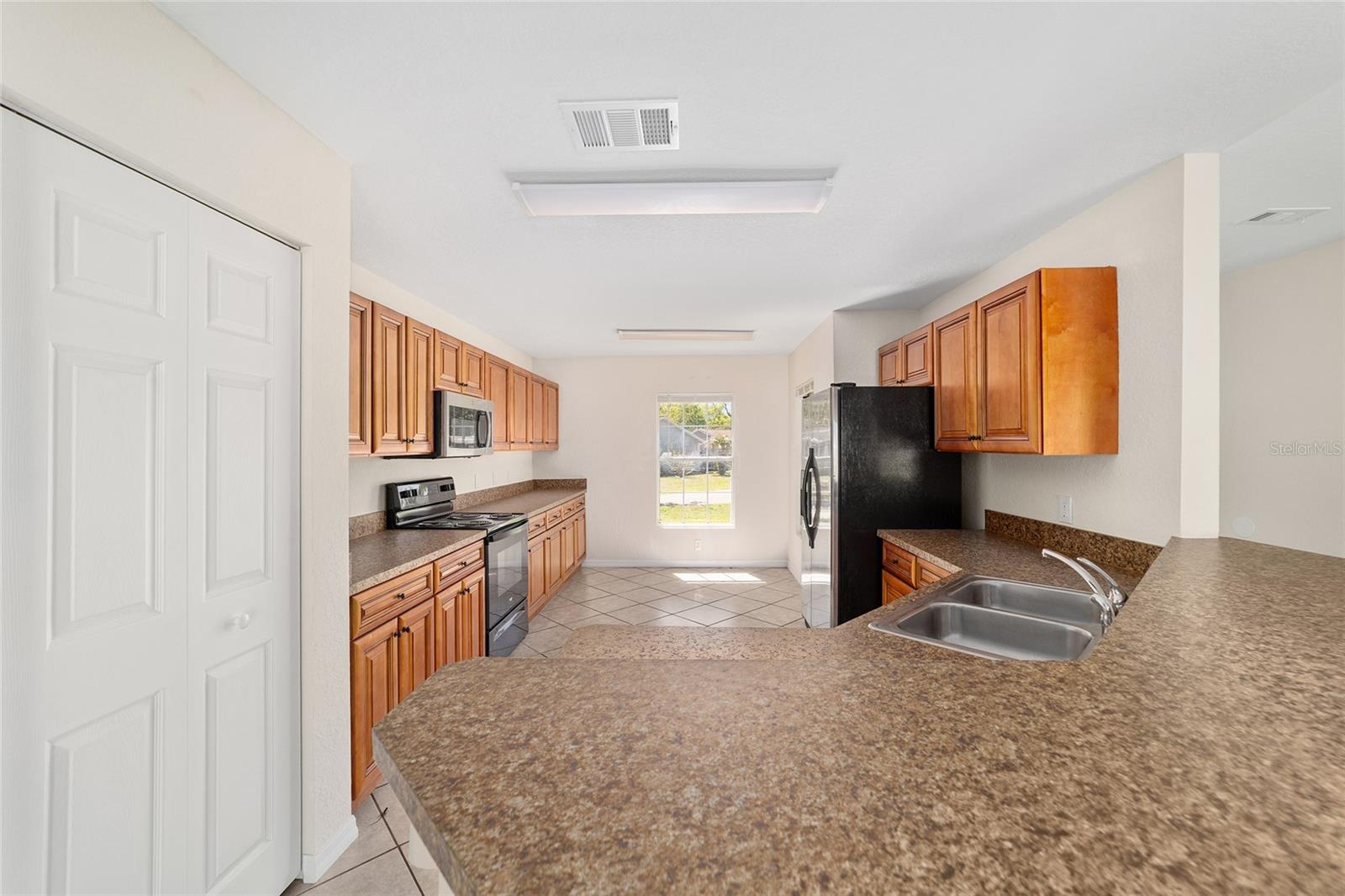 Image 19 of 43 For 3005 18th Court