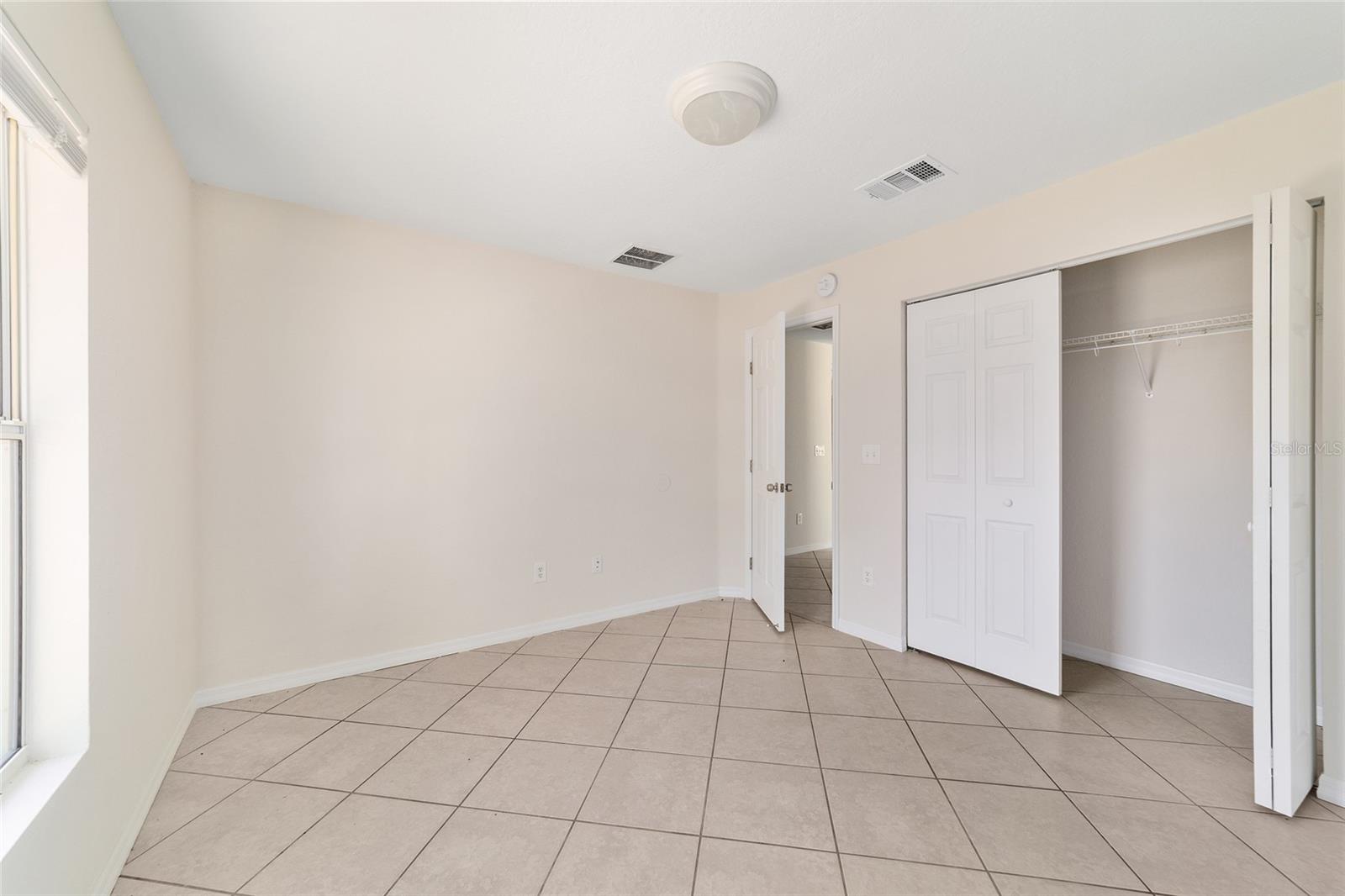 Image 36 of 43 For 3005 18th Court