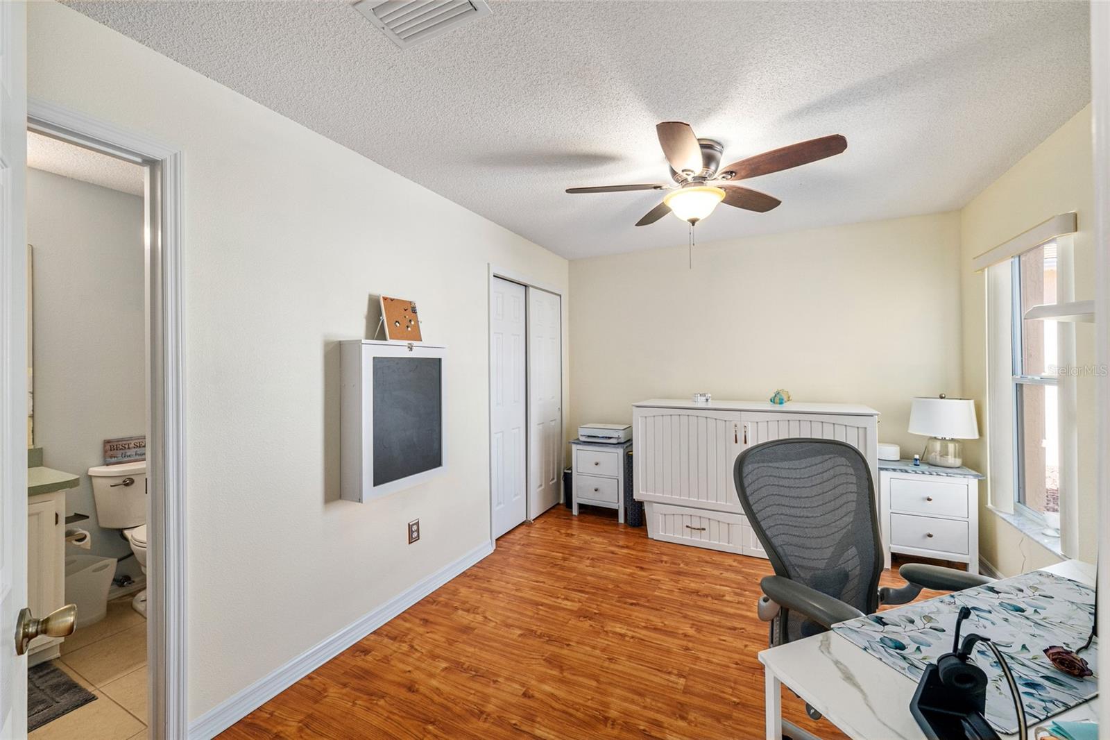 Image 25 of 50 For 1104 San Bernardo Road