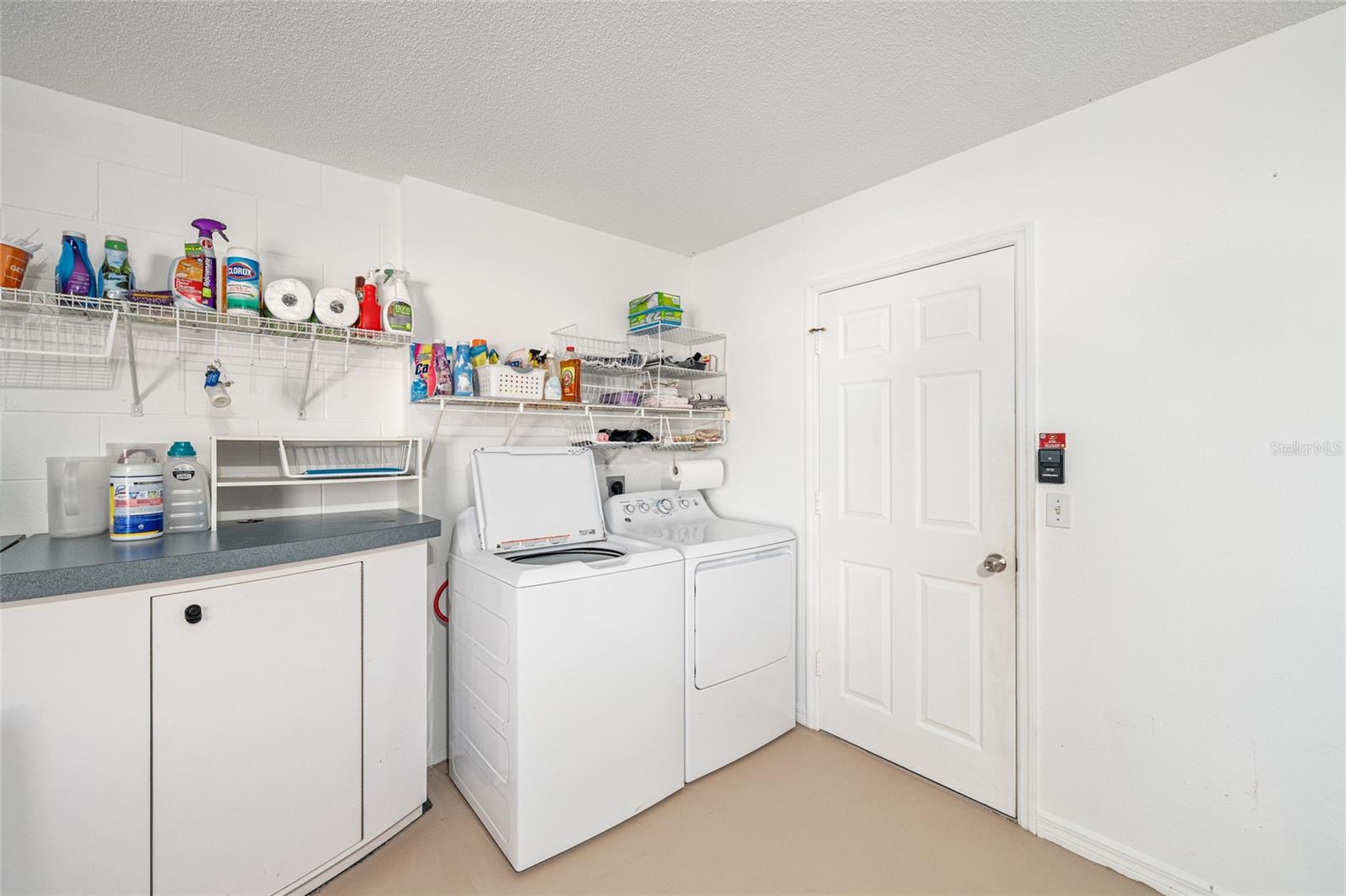 Image 28 of 50 For 1104 San Bernardo Road