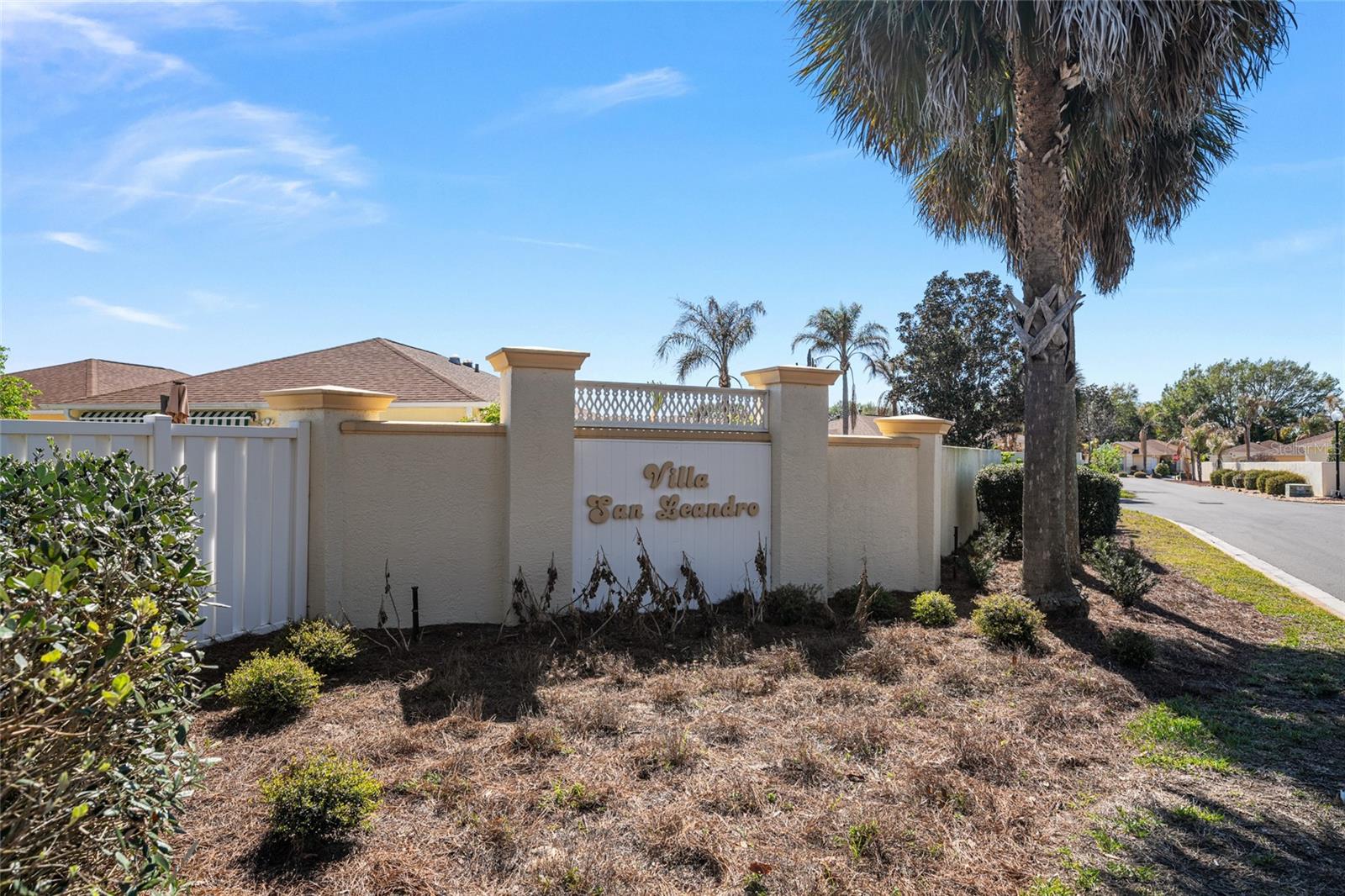 Image 4 of 50 For 1104 San Bernardo Road