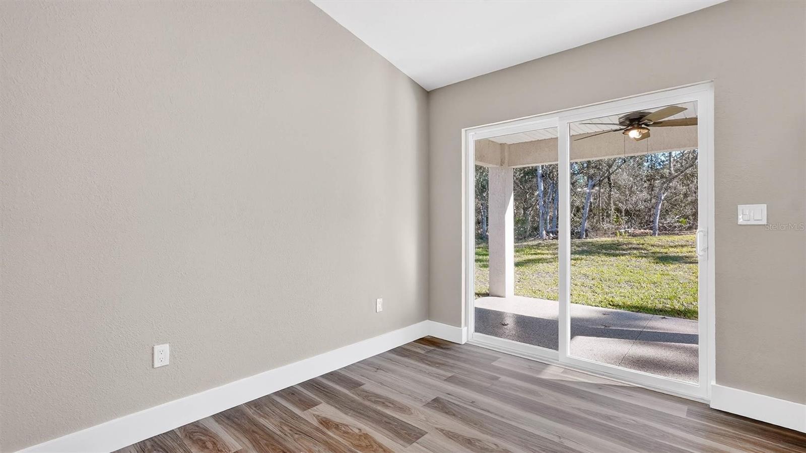 Image 16 of 45 For 11139 Sonnet Terrace