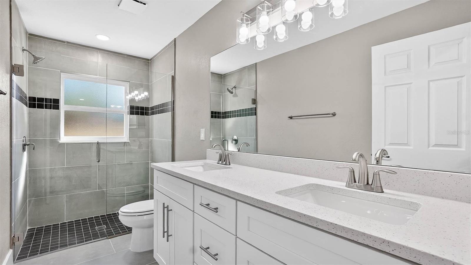 Image 28 of 45 For 11139 Sonnet Terrace