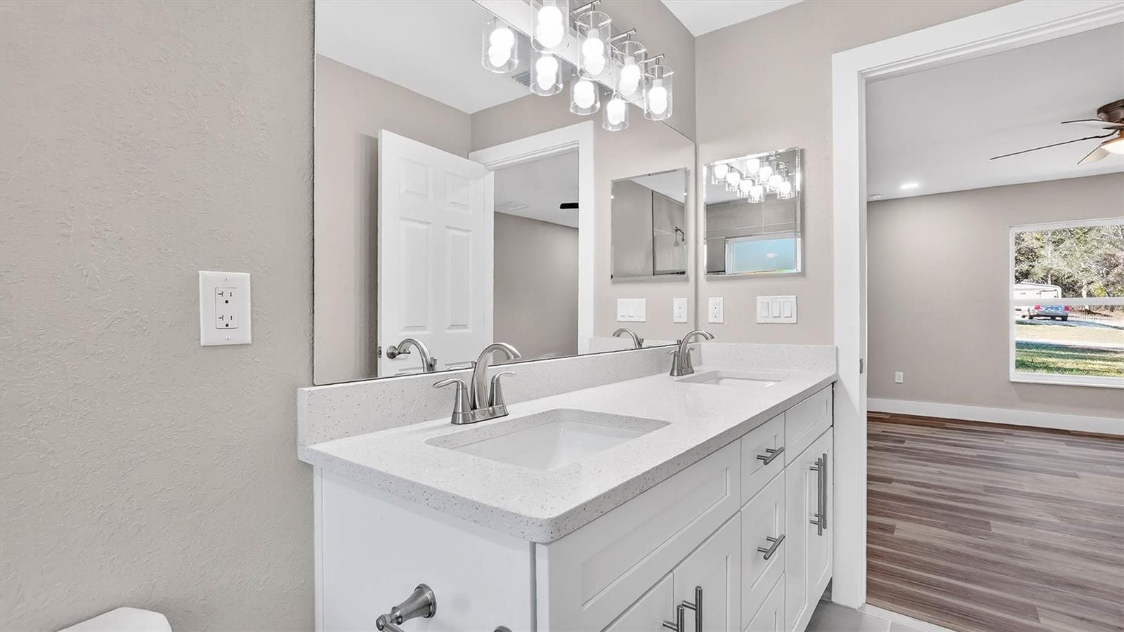 Image 29 of 45 For 11139 Sonnet Terrace