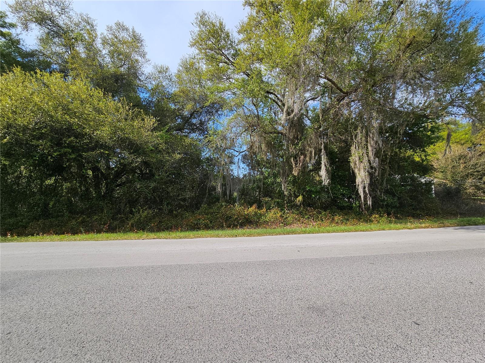 Image 3 of 6 For Lot 14 Locust Run Course