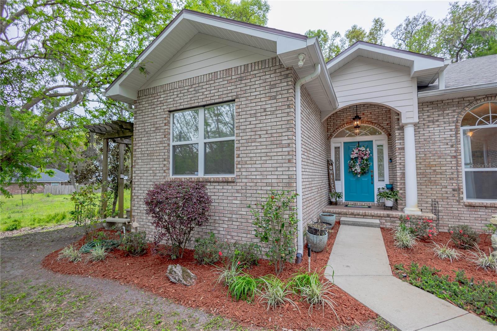 Image 11 of 45 For 288 Inwood Court