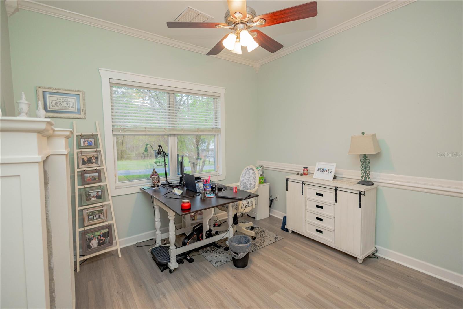 Image 23 of 45 For 288 Inwood Court