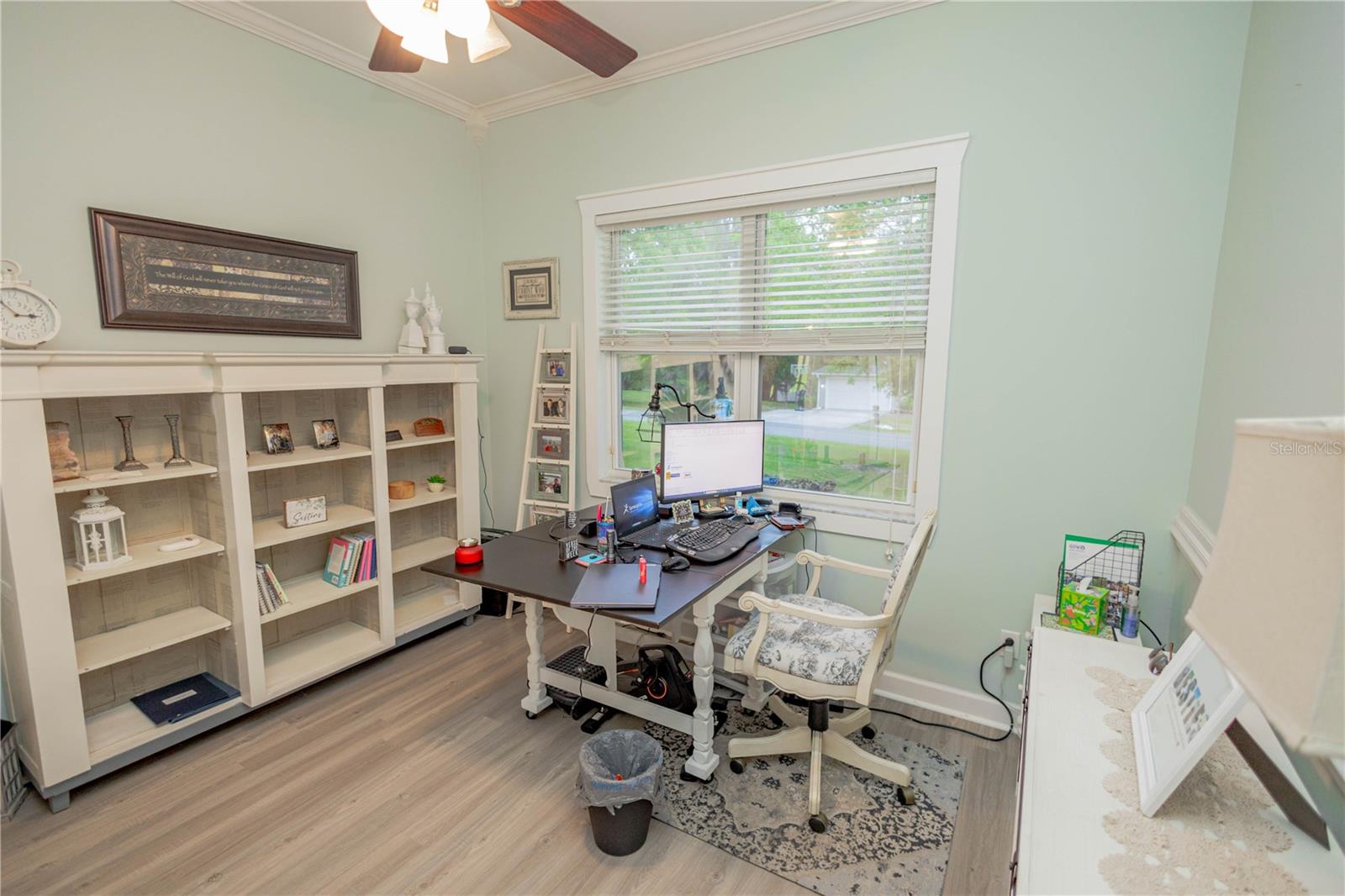 Image 26 of 45 For 288 Inwood Court