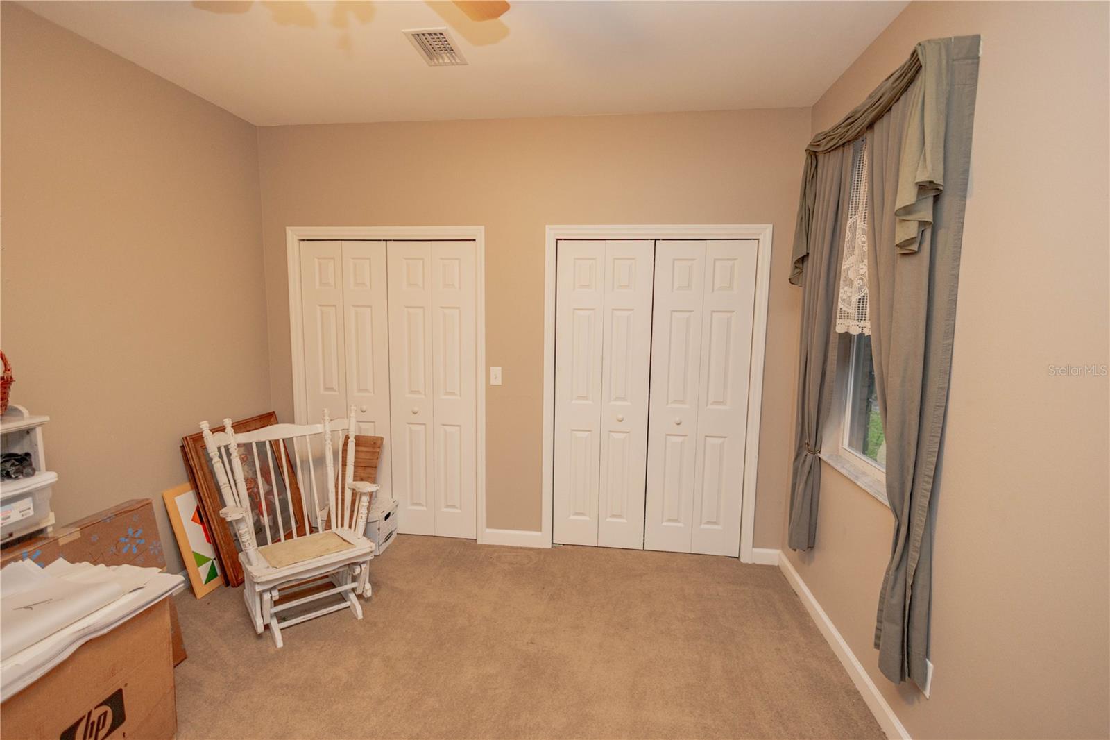 Image 42 of 45 For 288 Inwood Court