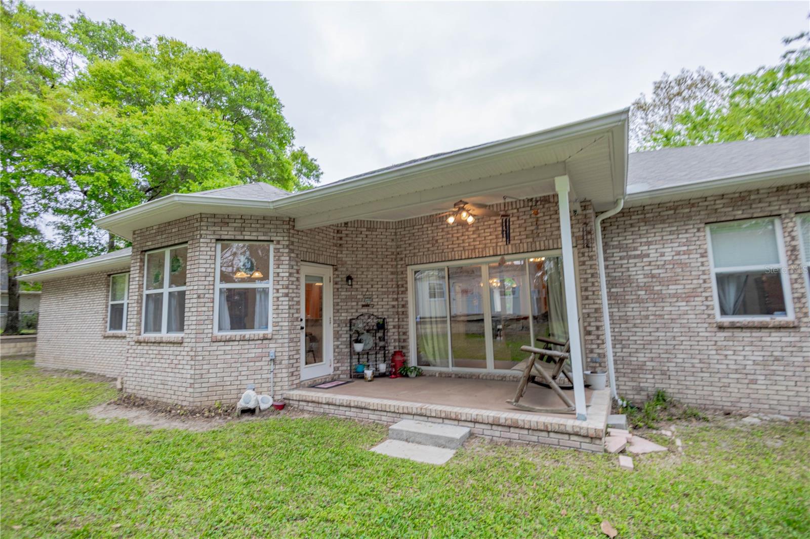 Image 8 of 45 For 288 Inwood Court