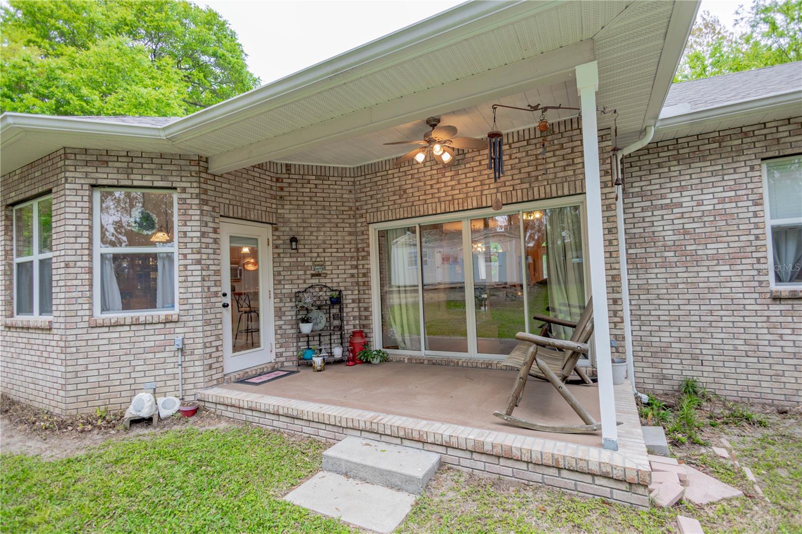 Image 9 of 45 For 288 Inwood Court